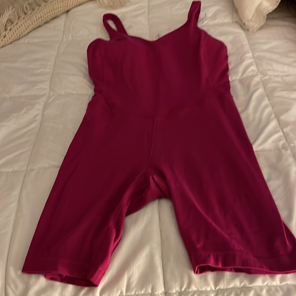 LULULEMON ALIGN BODYSUIT 8” Size 12 NWT Retail 128.00 - Picture 2 of 3